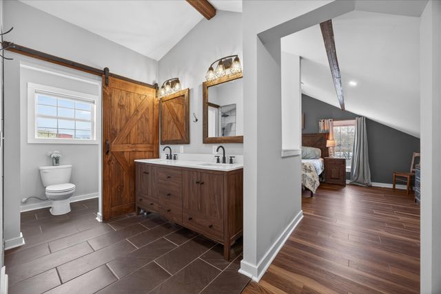 3212 Marthas Chapel Rd, Cunningham, TN 37052