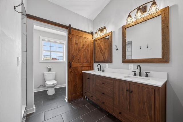 3212 Marthas Chapel Rd, Cunningham, TN 37052