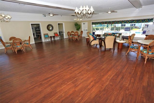 10127 41st Terrace 211, Boynton Beach, FL 33436