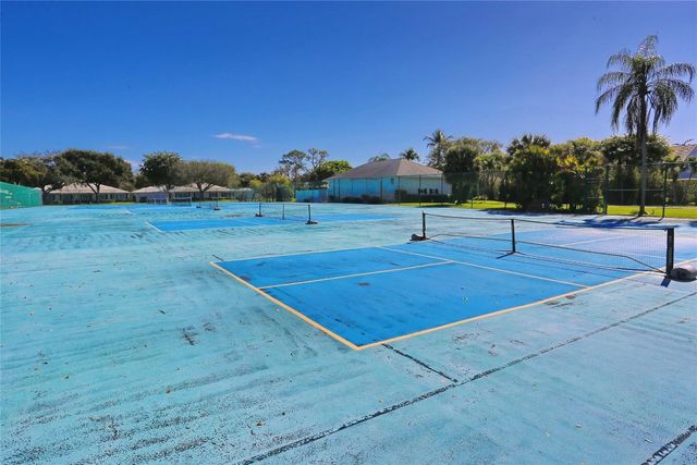 10127 41st Terrace 211, Boynton Beach, FL 33436