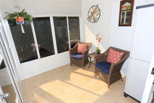 10127 41st Terrace 211, Boynton Beach, FL 33436