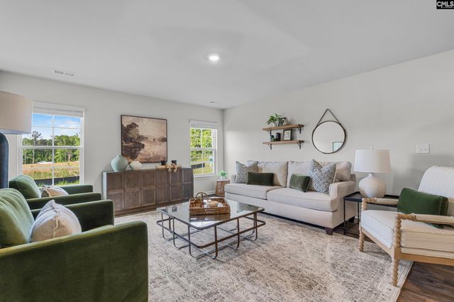 41 Harmon Road, Hopkins, SC 29061