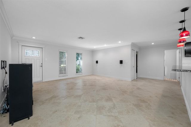 5473 97TH WAY N, St Petersburg, FL 33708