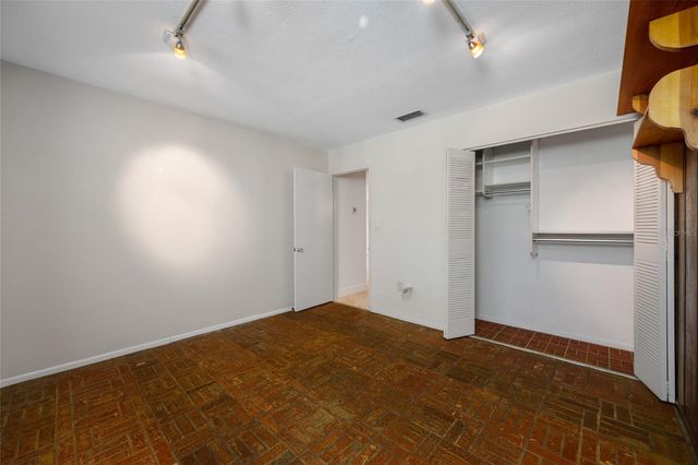 5473 97TH WAY N, St Petersburg, FL 33708