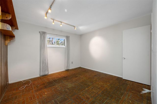 5473 97TH WAY N, St Petersburg, FL 33708