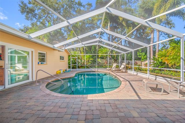 5473 97TH WAY N, St Petersburg, FL 33708
