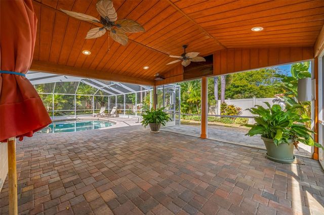 5473 97TH WAY N, St Petersburg, FL 33708