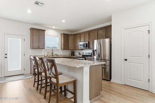 222 Crescent View Lane, Duson, LA 70529