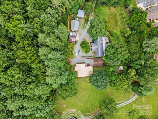 105 Corn Drive, Cedar Mountain, NC 28718
