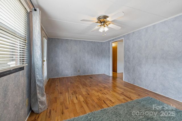 105 Corn Drive, Cedar Mountain, NC 28718