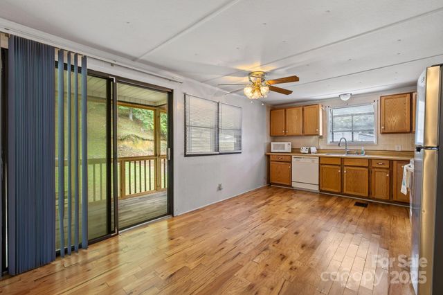 105 Corn Drive, Cedar Mountain, NC 28718