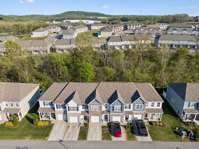 1033 Woodbridge Blvd, Lebanon, TN 37090