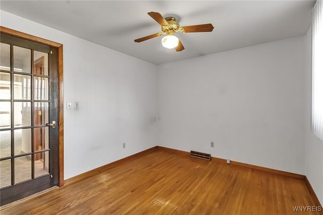 176 Barnabas Drive, Cheektowaga, NY 14043