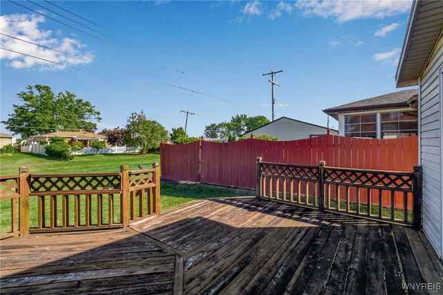 176 Barnabas Drive, Cheektowaga, NY 14043