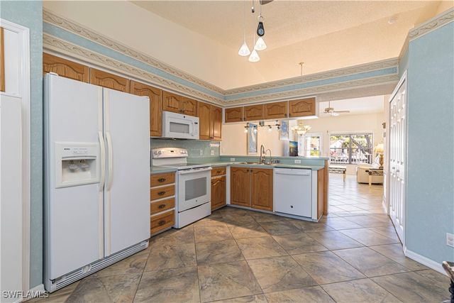 3971 Leeward Passage CT 203, Bonita Springs, FL 34134