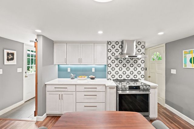 17 Spring Hill Rd, Newbury, MA 01922