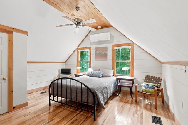 17 Spring Hill Rd, Newbury, MA 01922