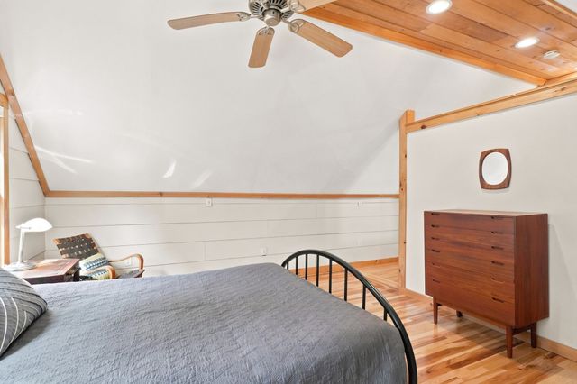 17 Spring Hill Rd, Newbury, MA 01922