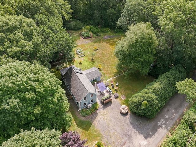 17 Spring Hill Rd, Newbury, MA 01922