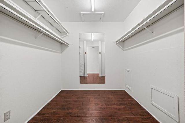 6401 Deihl Road 902, Houston, TX 77092