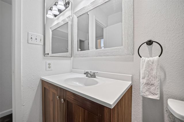 6401 Deihl Road 902, Houston, TX 77092