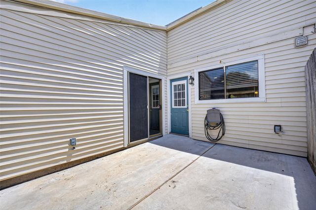 6401 Deihl Road 902, Houston, TX 77092