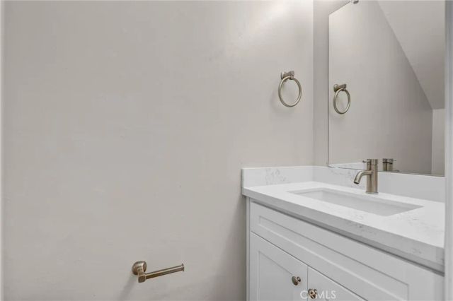 7300 Lennox Avenue C7, Van Nuys, CA 91405