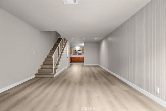 7300 Lennox Avenue C7, Van Nuys, CA 91405