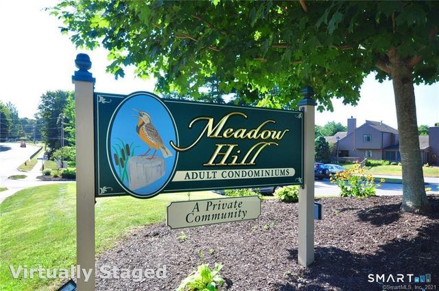 74 Hollister Way South 74, Glastonbury, CT 06033