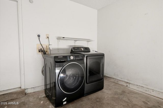 7331 N 44TH Avenue, Glendale, AZ 85301