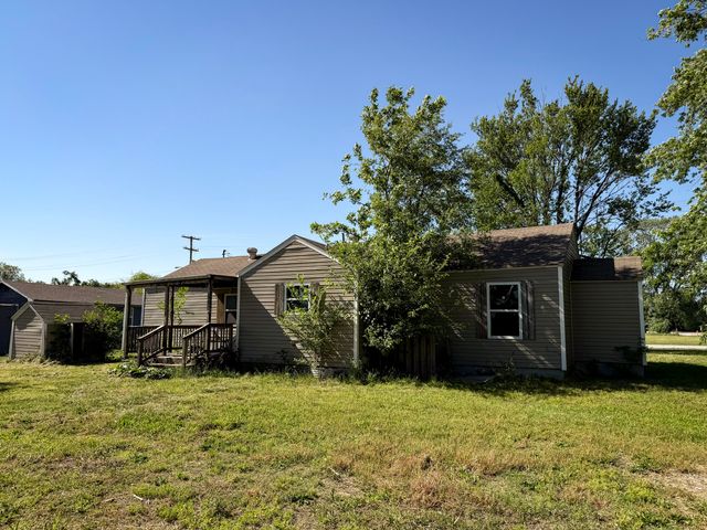 4202 W Church Street, Springfield, MO 65802