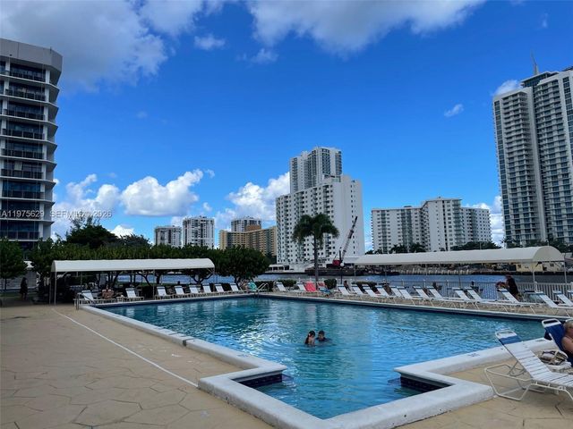 400 Leslie Dr 1105, Hallandale Beach, FL 33009