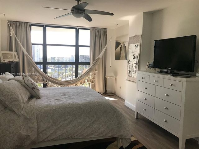 400 Leslie Dr 1105, Hallandale Beach, FL 33009