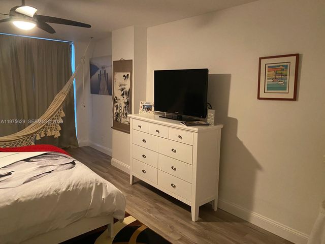 400 Leslie Dr 1105, Hallandale Beach, FL 33009