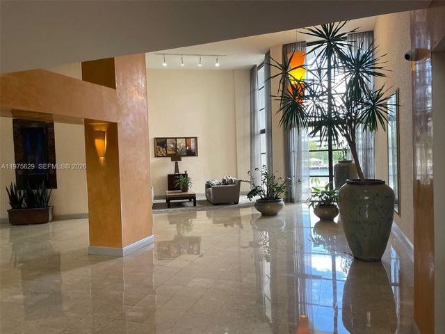 400 Leslie Dr 1105, Hallandale Beach, FL 33009