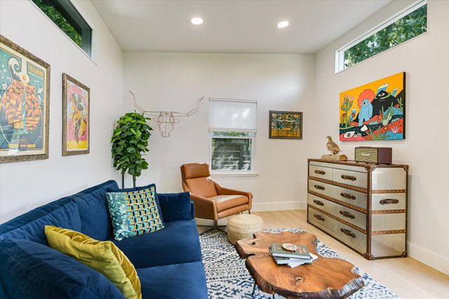 2805 S 5th ST, Austin, TX 78704