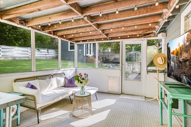 2805 S 5th ST, Austin, TX 78704