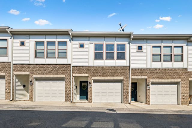 600 Garfield St Apt 14, Nashville, TN 37208