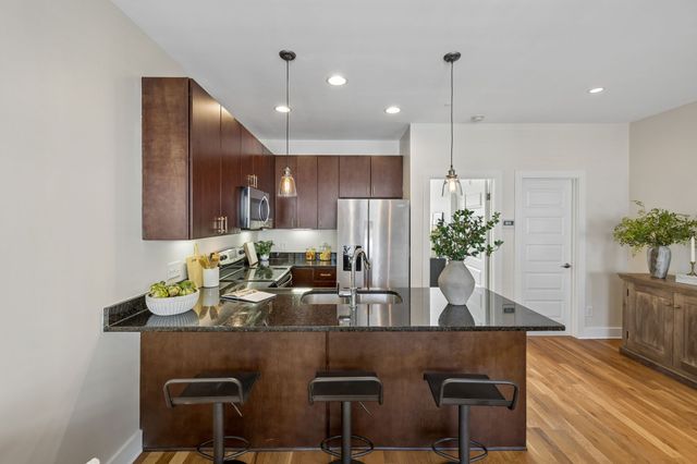 600 Garfield St Apt 14, Nashville, TN 37208