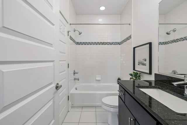 600 Garfield St Apt 14, Nashville, TN 37208