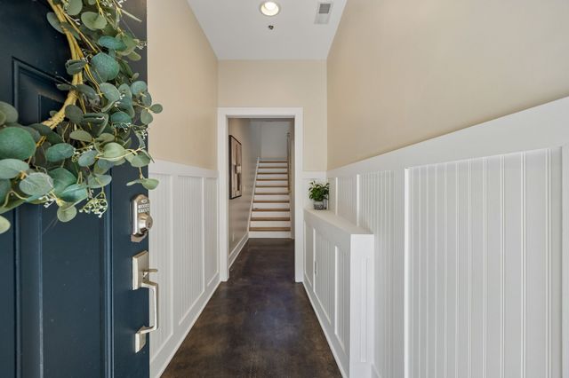 600 Garfield St Apt 14, Nashville, TN 37208