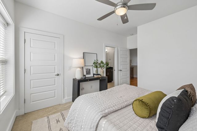 600 Garfield St Apt 14, Nashville, TN 37208