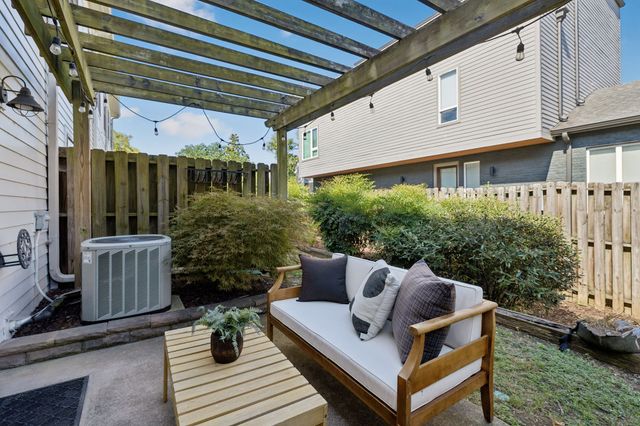 600 Garfield St Apt 14, Nashville, TN 37208