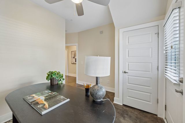600 Garfield St Apt 14, Nashville, TN 37208