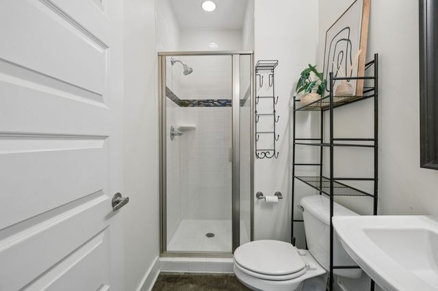 600 Garfield St Apt 14, Nashville, TN 37208