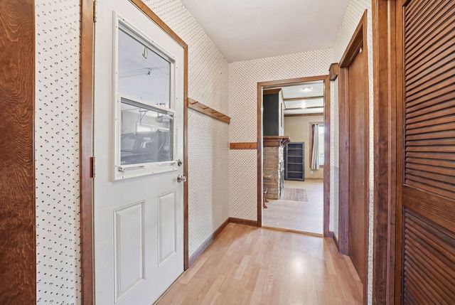 2594 E 1069th Road, Ottawa, IL 61350