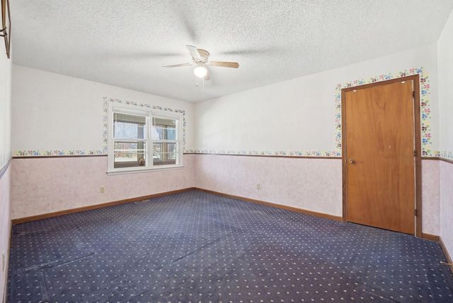 2594 E 1069th Road, Ottawa, IL 61350