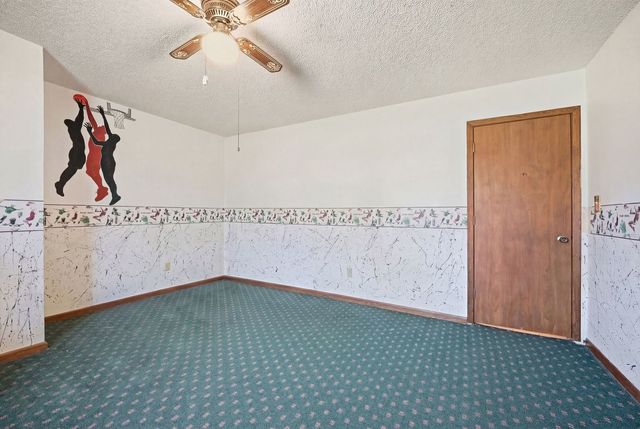 2594 E 1069th Road, Ottawa, IL 61350