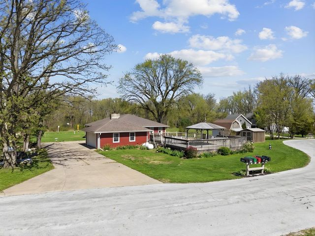 2594 E 1069th Road, Ottawa, IL 61350