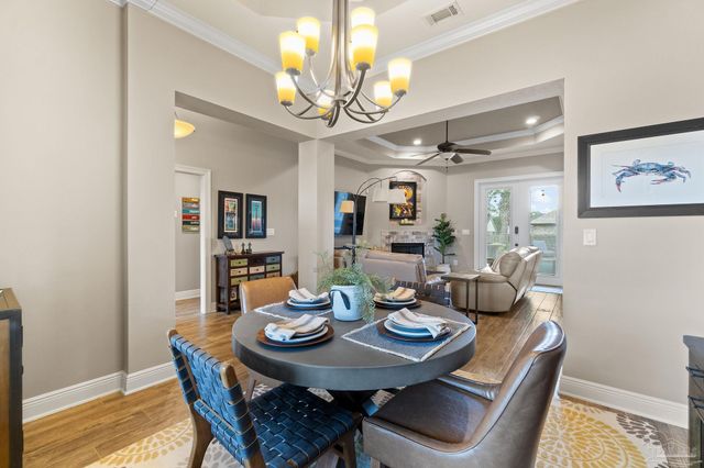 8492 Twenty One Oaks Ln, Pensacola, FL 32526